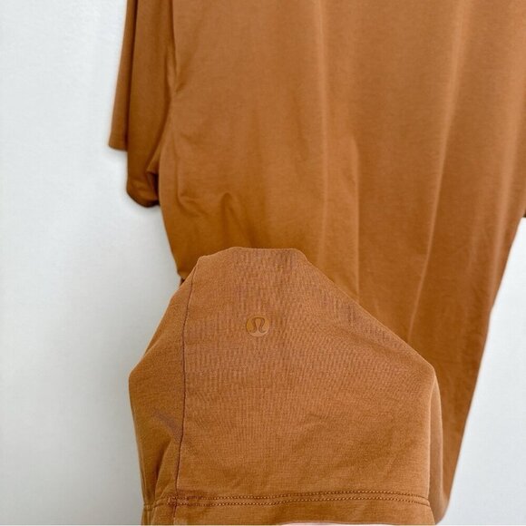 lululemon athletica Brown Short Sleeve Tee - Picture 9 of 10